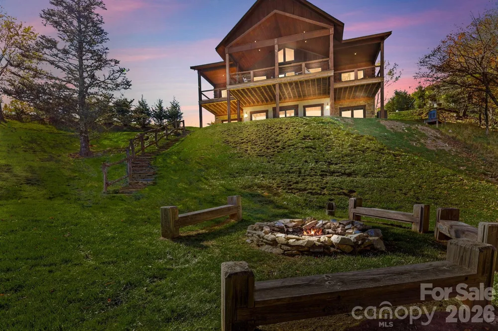 584 Grey Fox Ridge Banner Elk, NC 28604