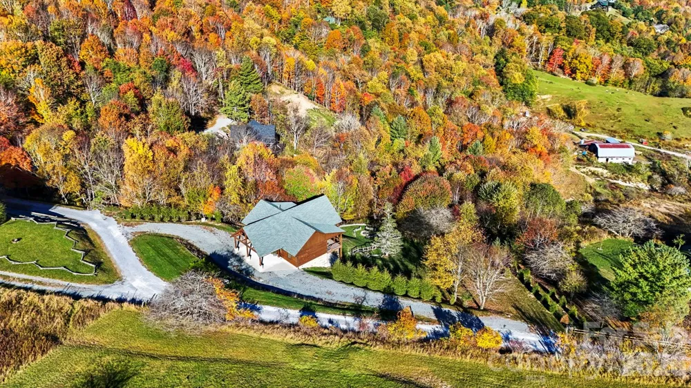 584 Grey Fox Ridge Banner Elk, NC 28604