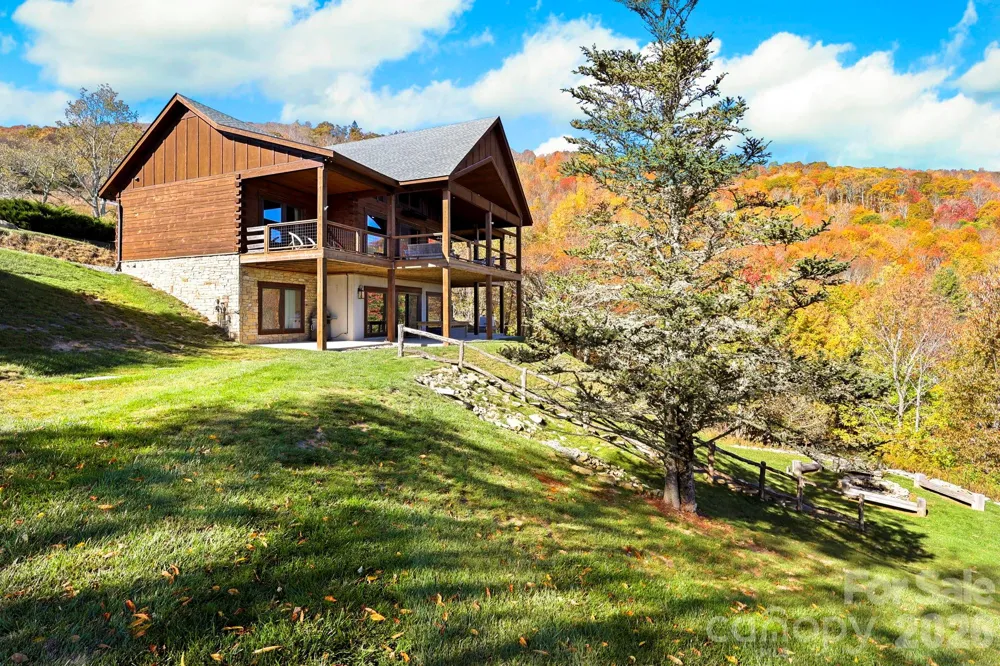 584 Grey Fox Ridge Banner Elk, NC 28604