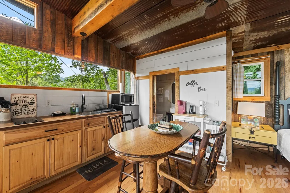 553 Paradise Mountain Road Canton, NC 28716