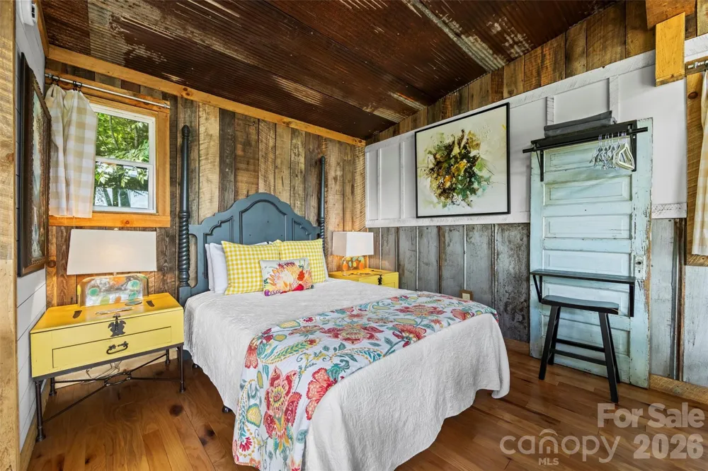 553 Paradise Mountain Road Canton, NC 28716