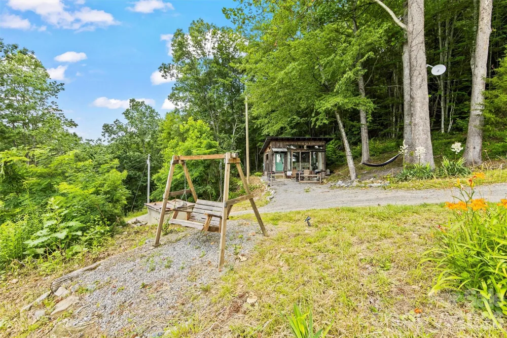 553 Paradise Mountain Road Canton, NC 28716