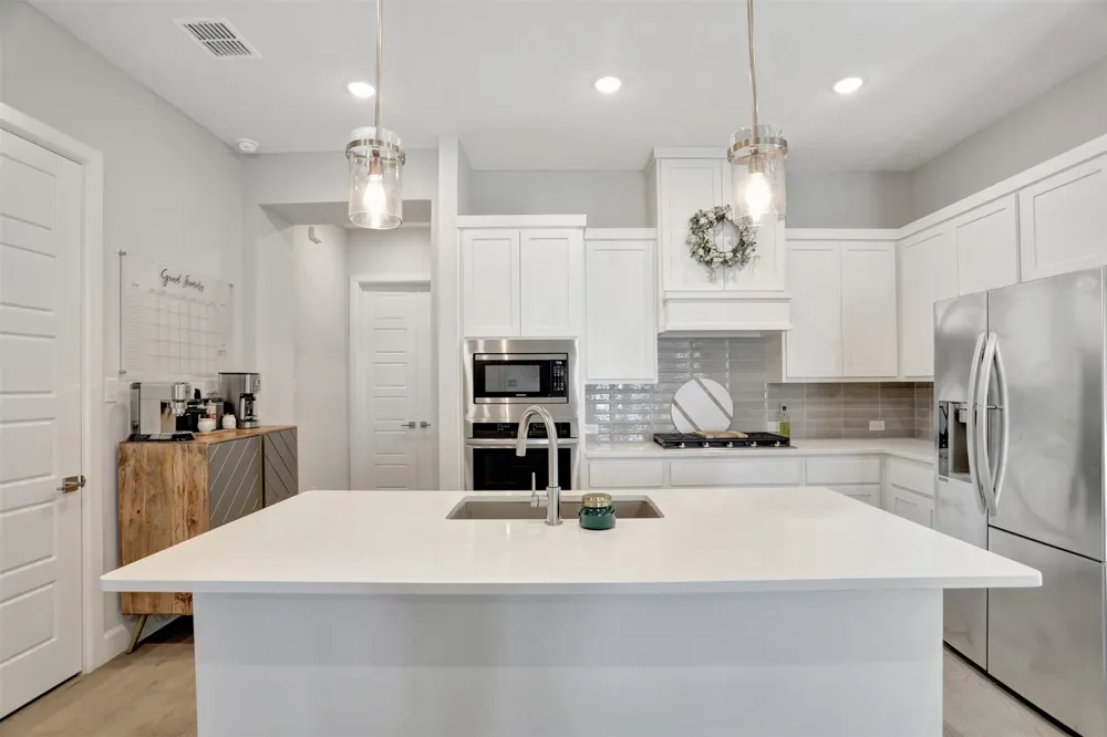 3548 Golden Bell Court Heath, TX 75126