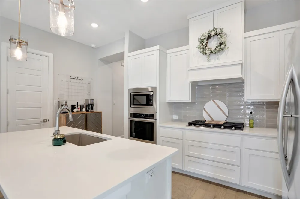 3548 Golden Bell Court Heath, TX 75126
