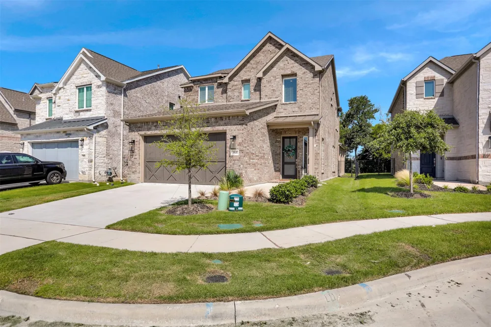 3548 Golden Bell Court Heath, TX 75126