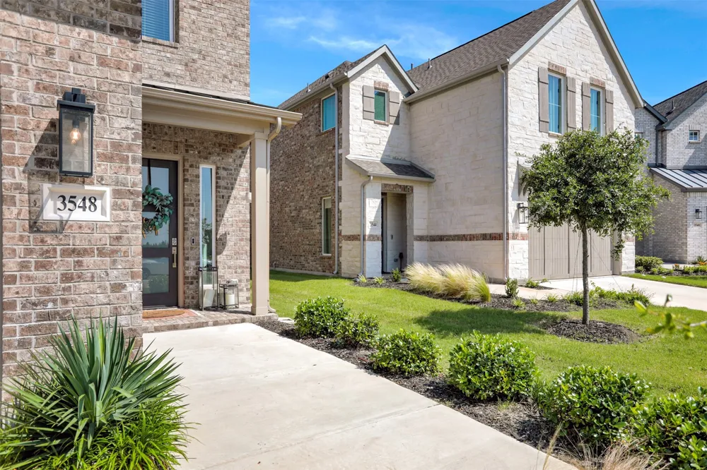 3548 Golden Bell Court Heath, TX 75126