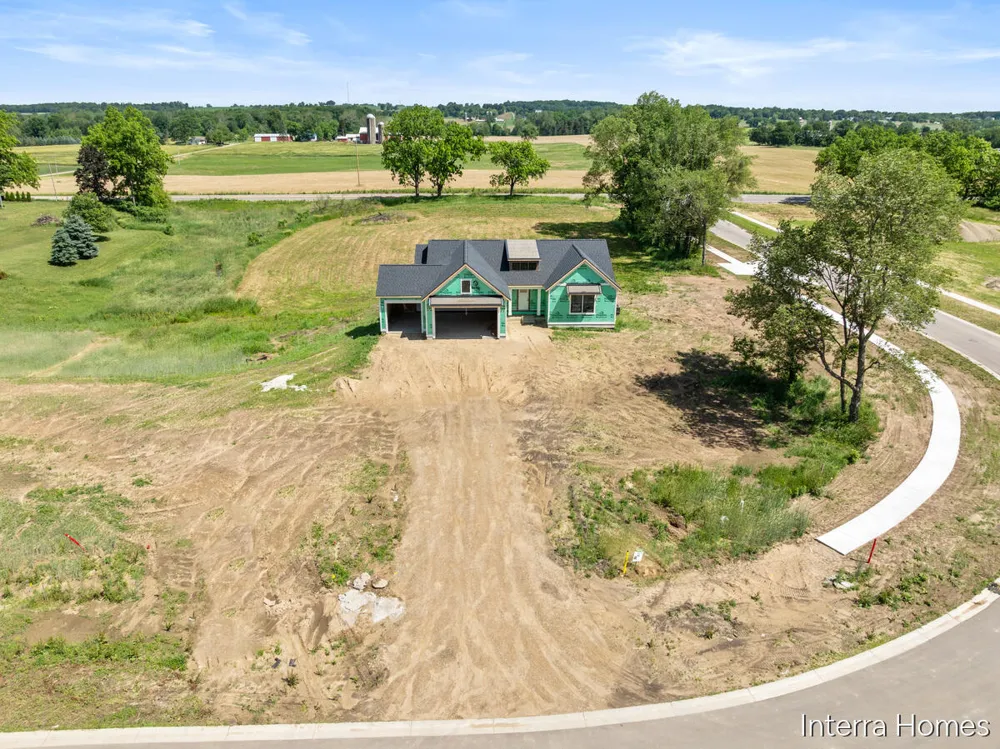 739 Goldenfield Drive Jamestown Charter Township, MI 49315