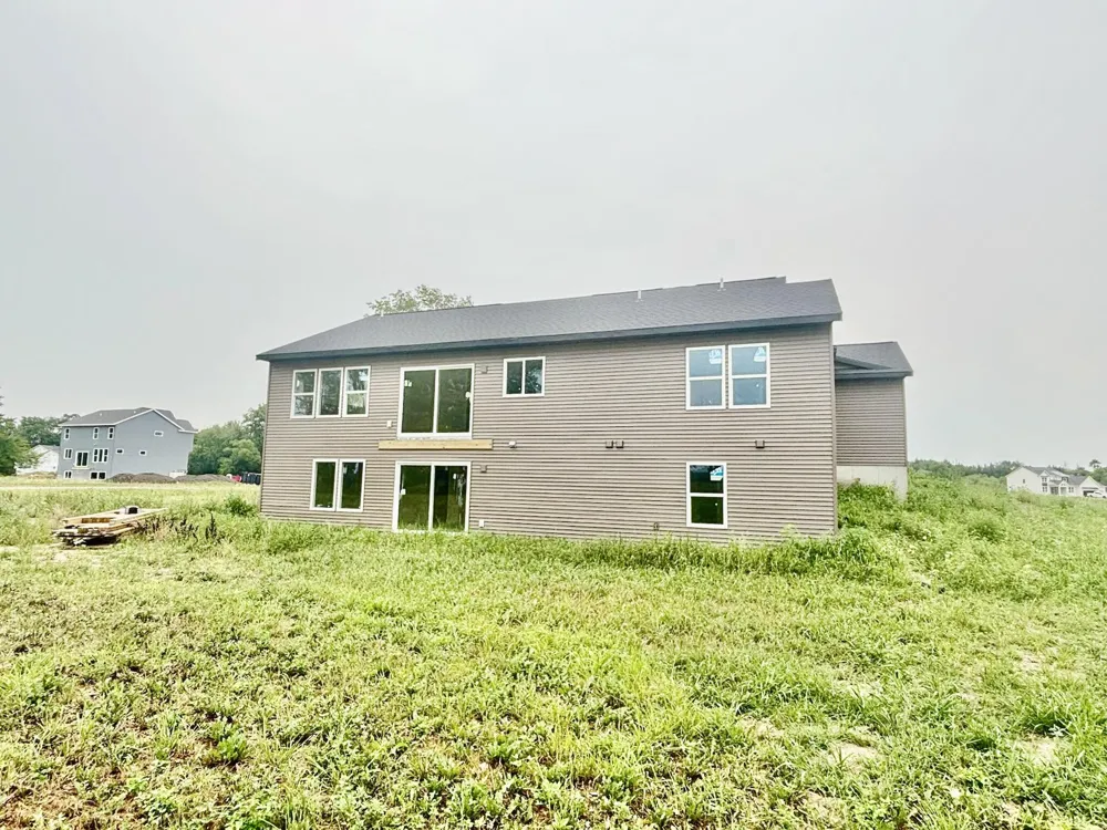 739 Goldenfield Drive Jamestown Charter Township, MI 49315
