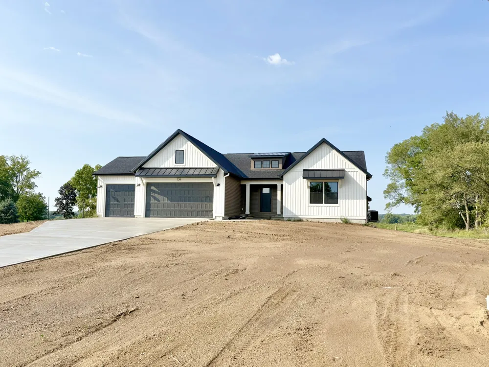 739 Goldenfield Drive Jamestown Charter Township, MI 49315