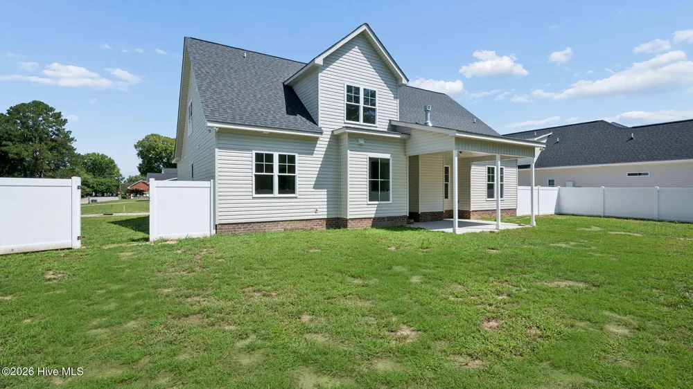 3295 School View Drive Farmville, NC 27828