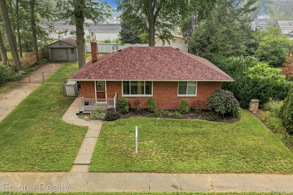 29087 Howard Avenue Madison Heights City, MI 48071