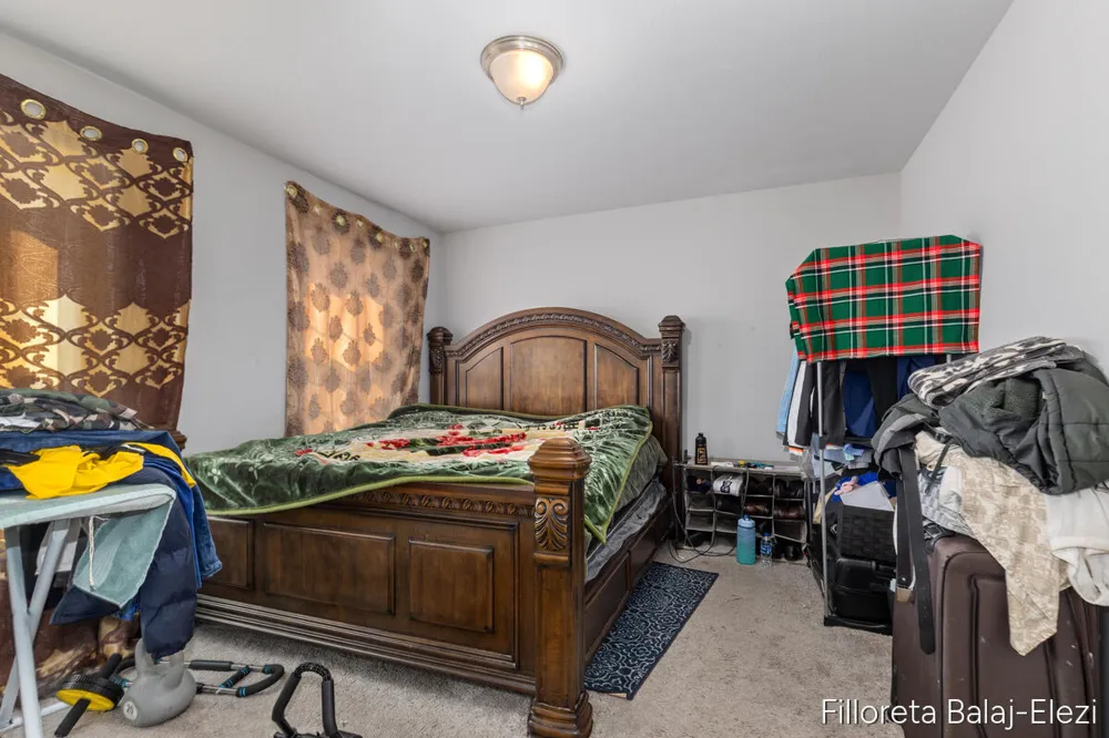 467 Oak View Drive Middleville, MI 49333
