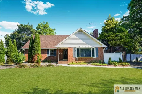 82 Milltown Road