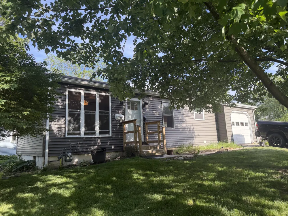 102 Northview Drive Valparaiso, IN 46383