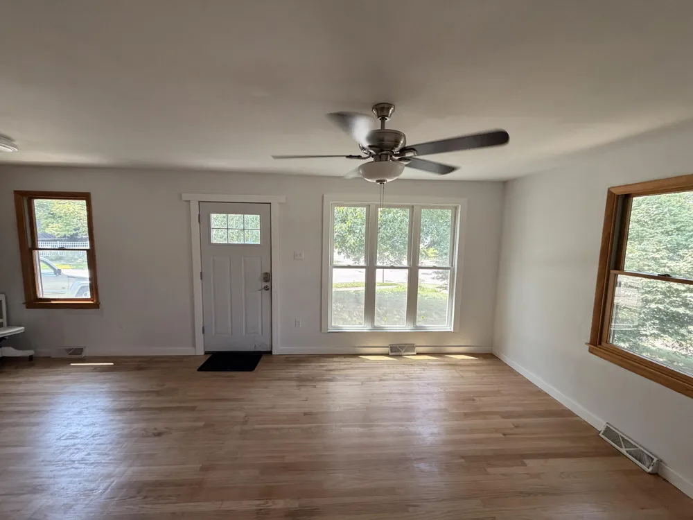 102 Northview Drive Valparaiso, IN 46383
