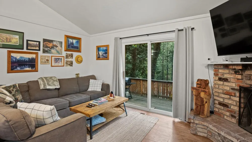11528 Pine Cone Drive Kyburz, CA 95720