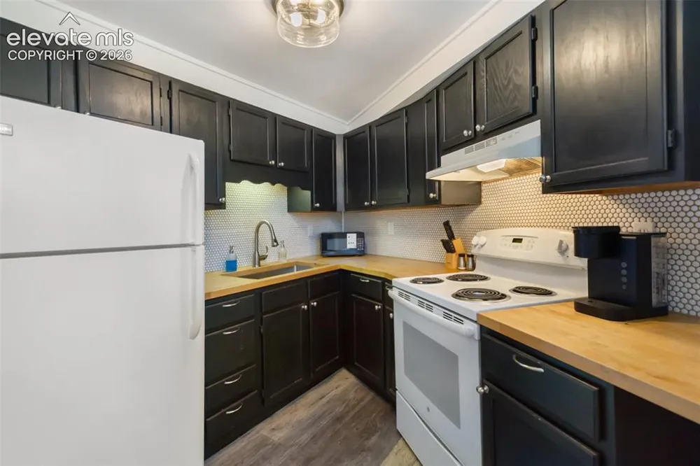 776 Jolly Rogue Drive Divide, CO 80814