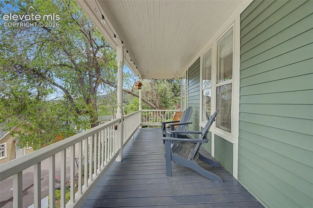 60 Waltham Avenue Manitou Springs, CO 80829