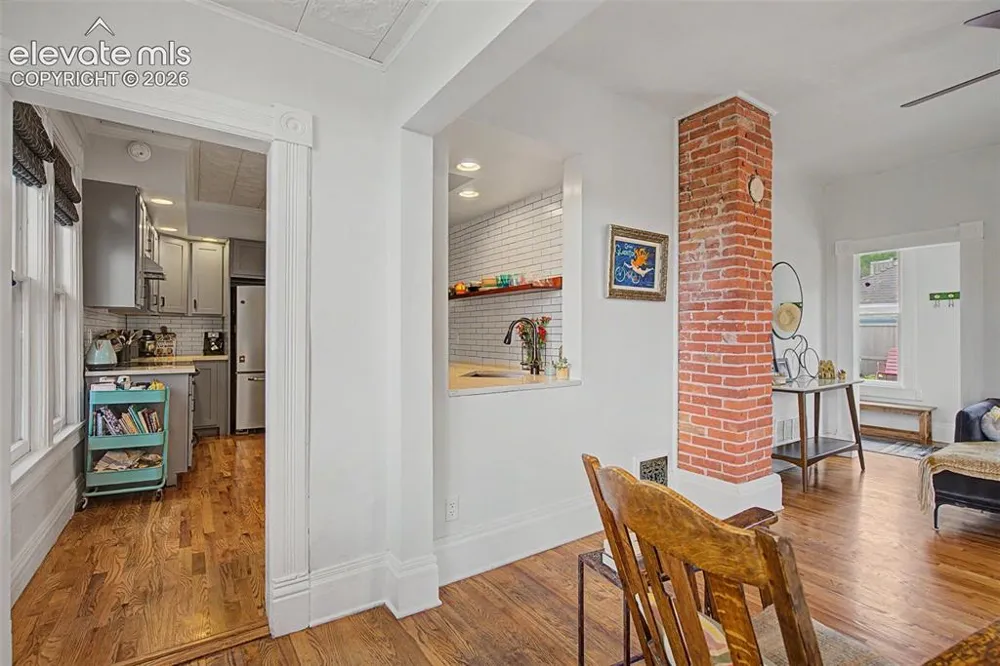 60 Waltham Avenue Manitou Springs, CO 80829