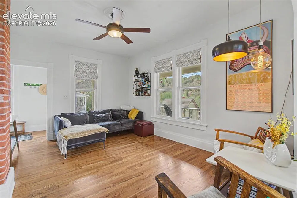 60 Waltham Avenue Manitou Springs, CO 80829