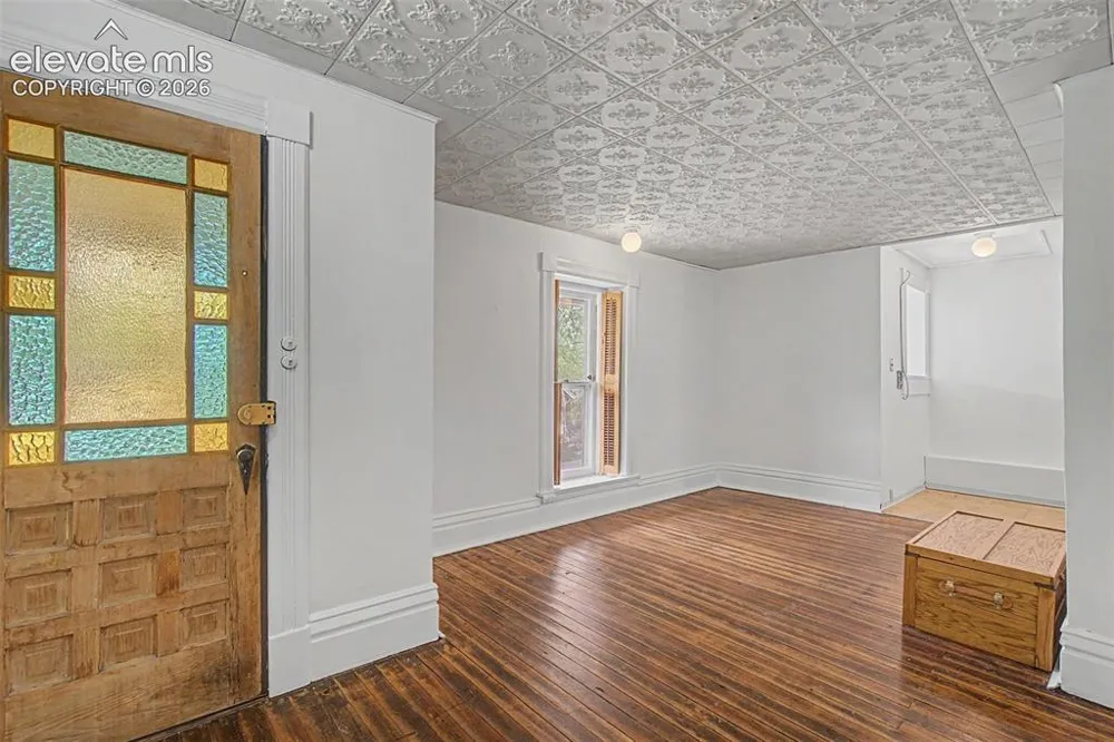 60 Waltham Avenue Manitou Springs, CO 80829