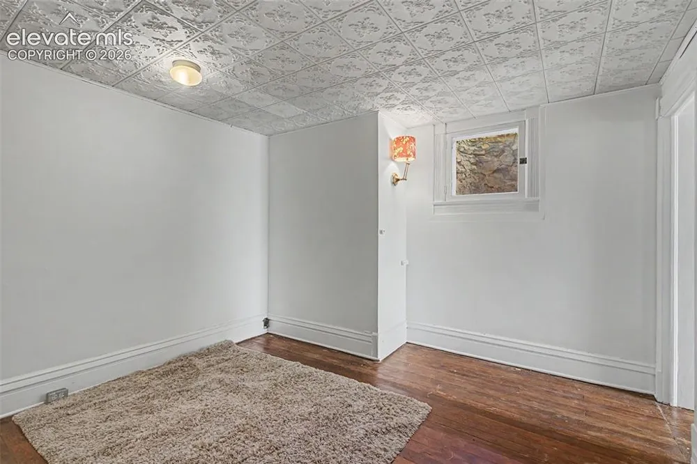 60 Waltham Avenue Manitou Springs, CO 80829