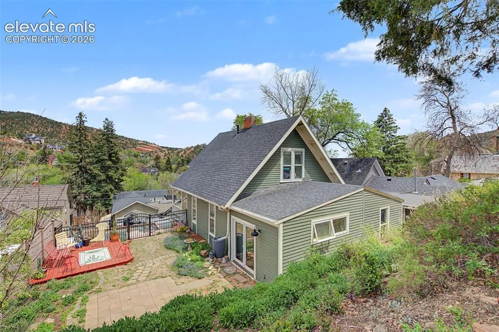 60 Waltham Avenue Manitou Springs, CO 80829
