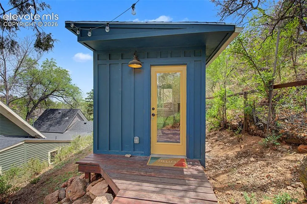 60 Waltham Avenue Manitou Springs, CO 80829