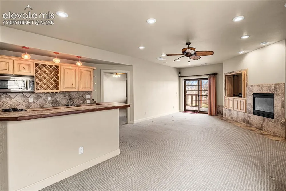 50 Aberdeen Bluff Pueblo, CO 81004