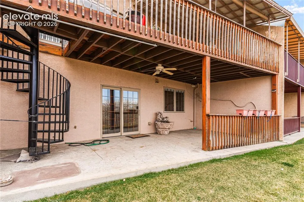 50 Aberdeen Bluff Pueblo, CO 81004