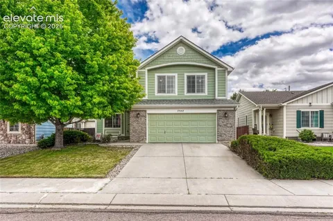 7357 BRUSH HOLLOW DRIVE