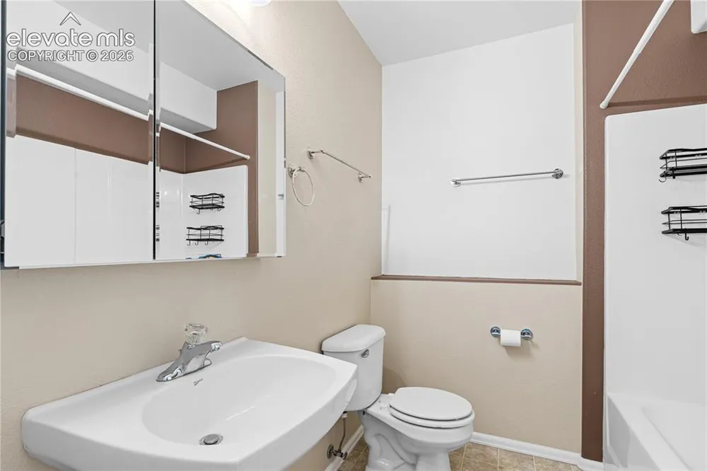 1501 Gentry Lane Pueblo West, CO 81007