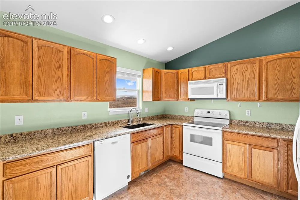 1501 Gentry Lane Pueblo West, CO 81007