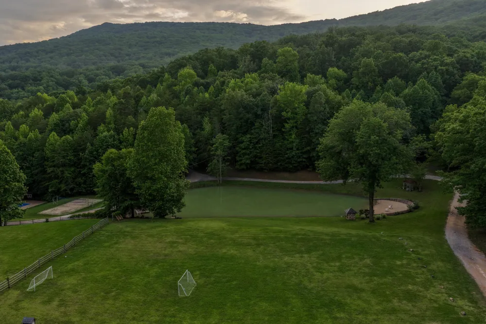 32 Lantern Cove Road Chickamauga, GA 30707