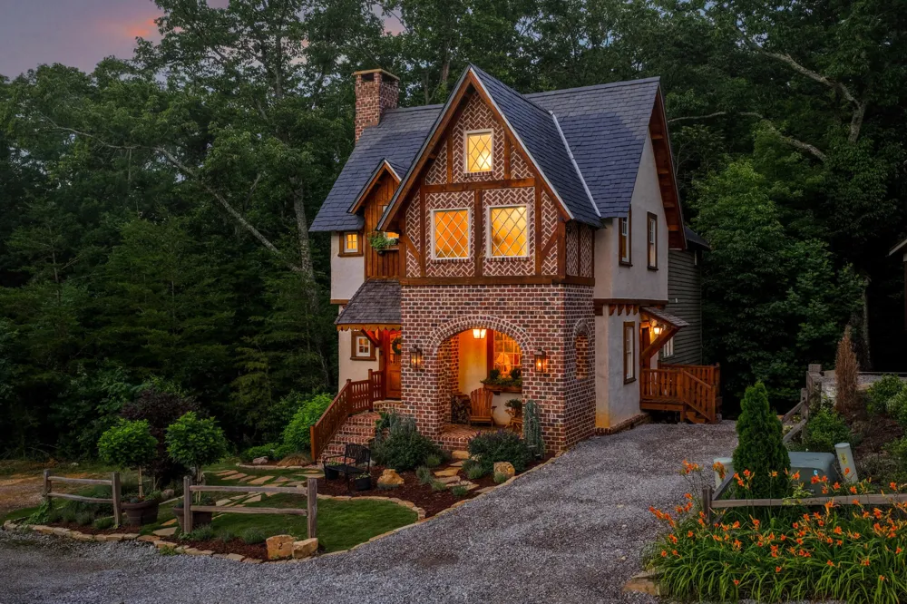 32 Lantern Cove Road Chickamauga, GA 30707