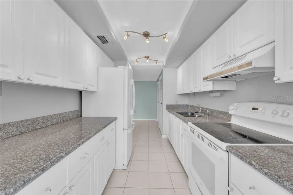 660 ISLAND WAY #301 Clearwater Beach, FL 33767