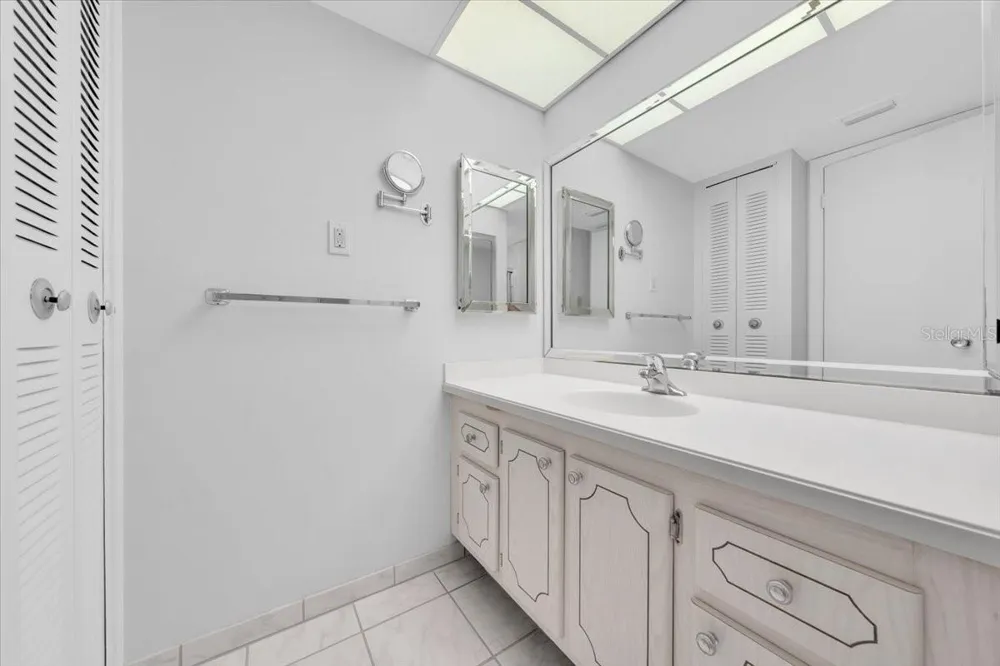 660 ISLAND WAY #301 Clearwater Beach, FL 33767