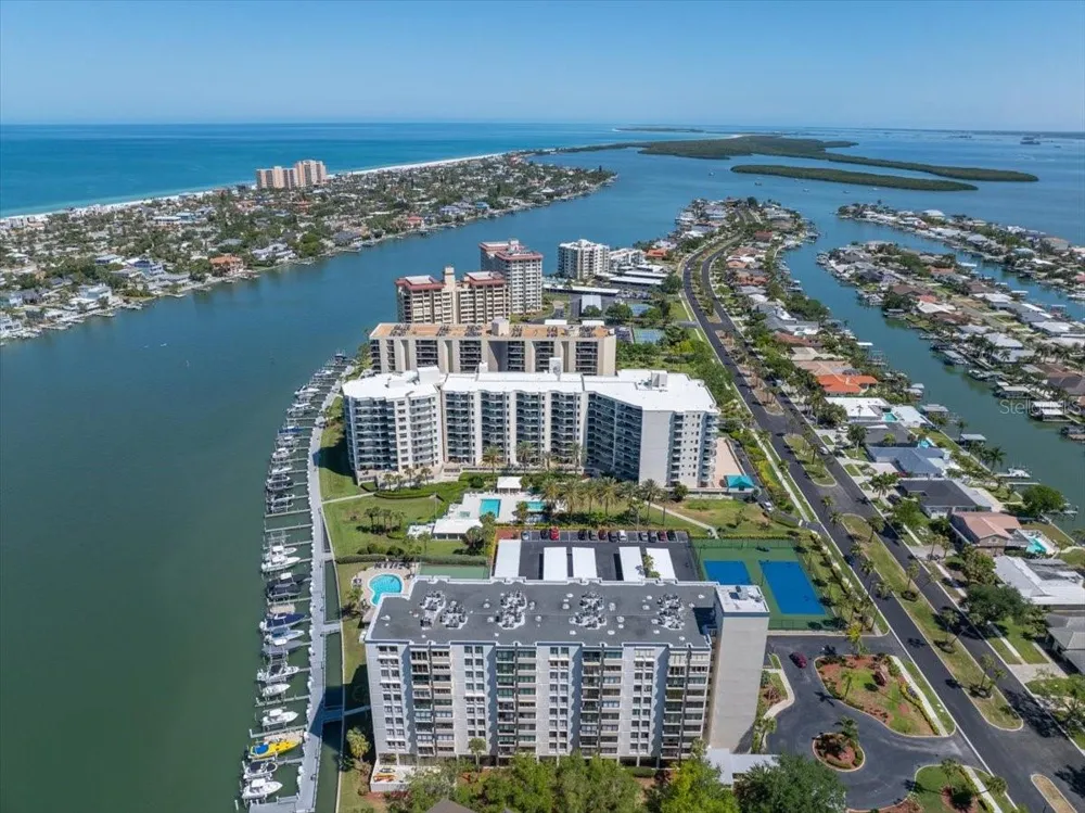 660 ISLAND WAY #301 Clearwater Beach, FL 33767