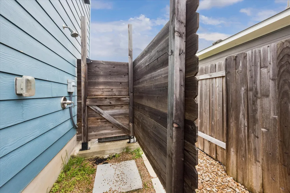 145 Horsemint Way San Marcos, TX 78666
