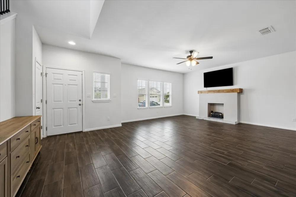 145 Horsemint Way San Marcos, TX 78666