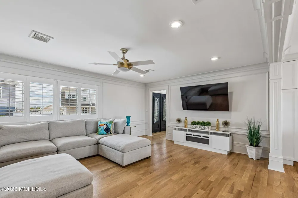 331 Venice Drive Lavallette, NJ 08735