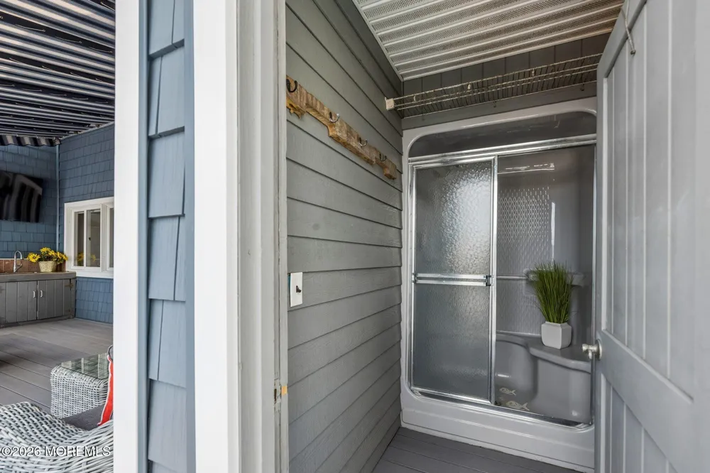 331 Venice Drive Lavallette, NJ 08735