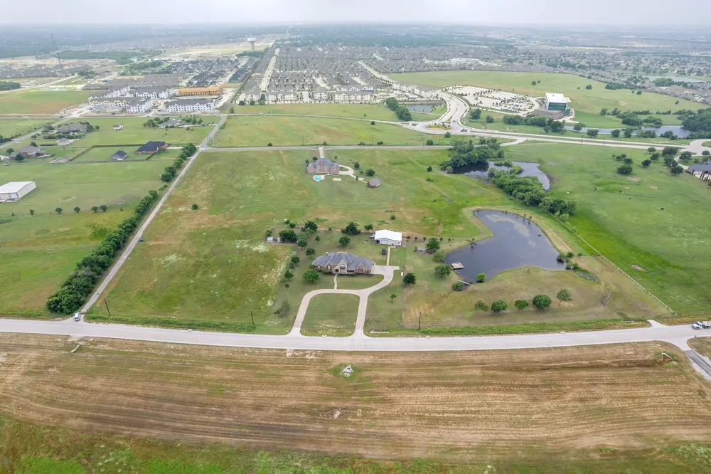5363 Hackberry Circle Celina, TX 75009