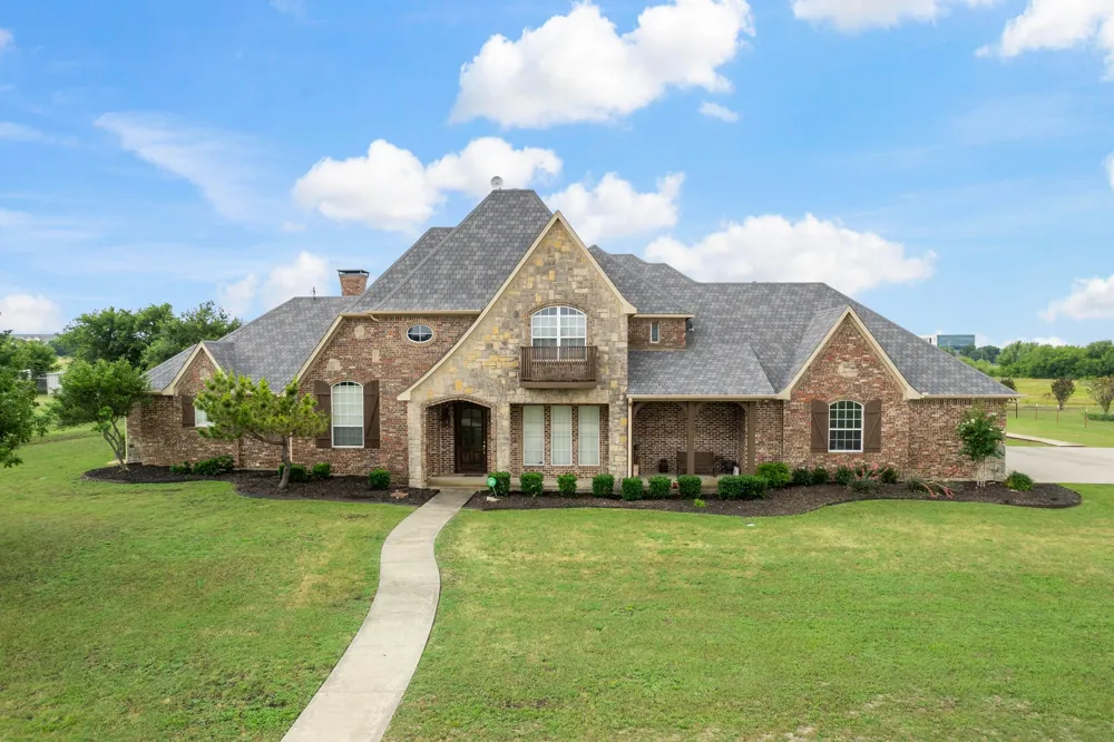 5363 Hackberry Circle Celina, TX 75009