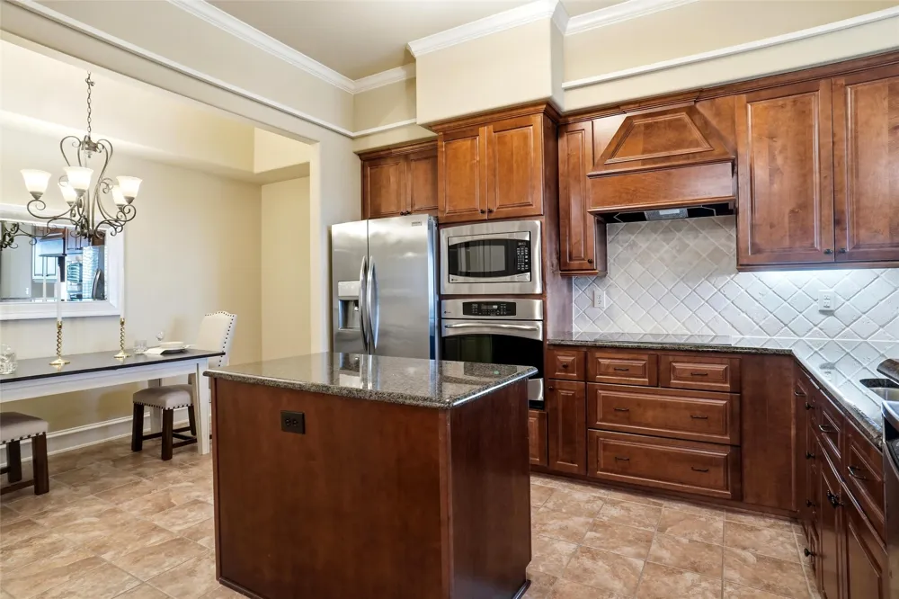 301 Watermere Drive #414 Southlake, TX 76092