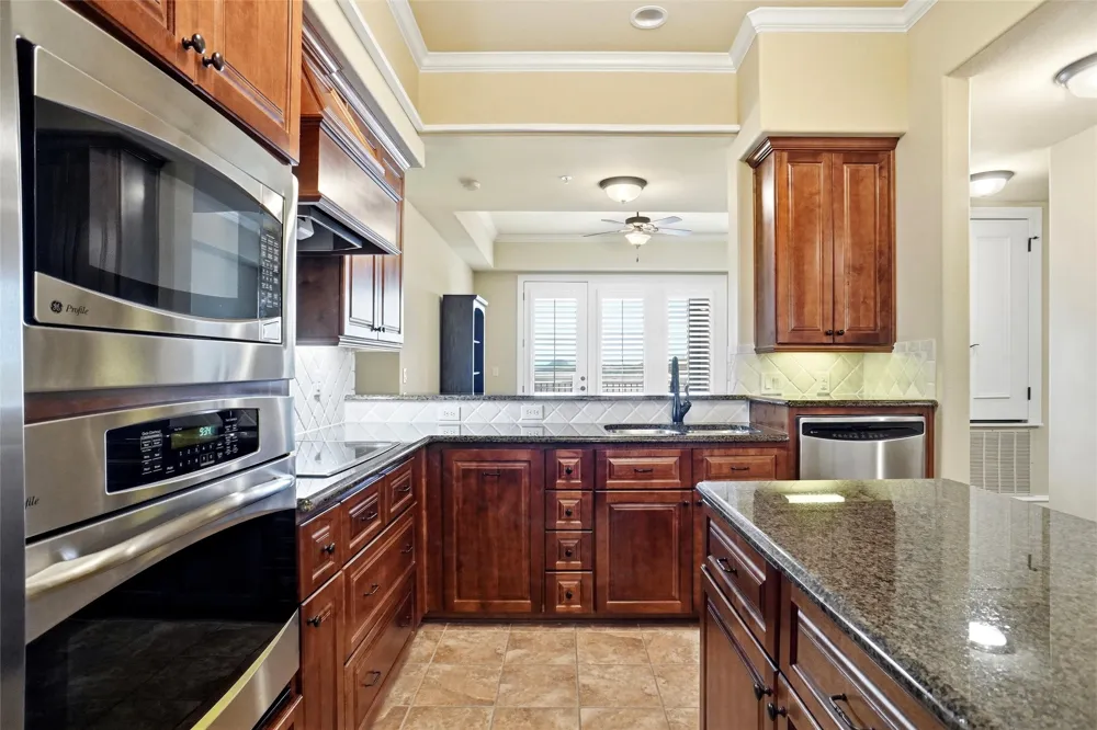 301 Watermere Drive #414 Southlake, TX 76092