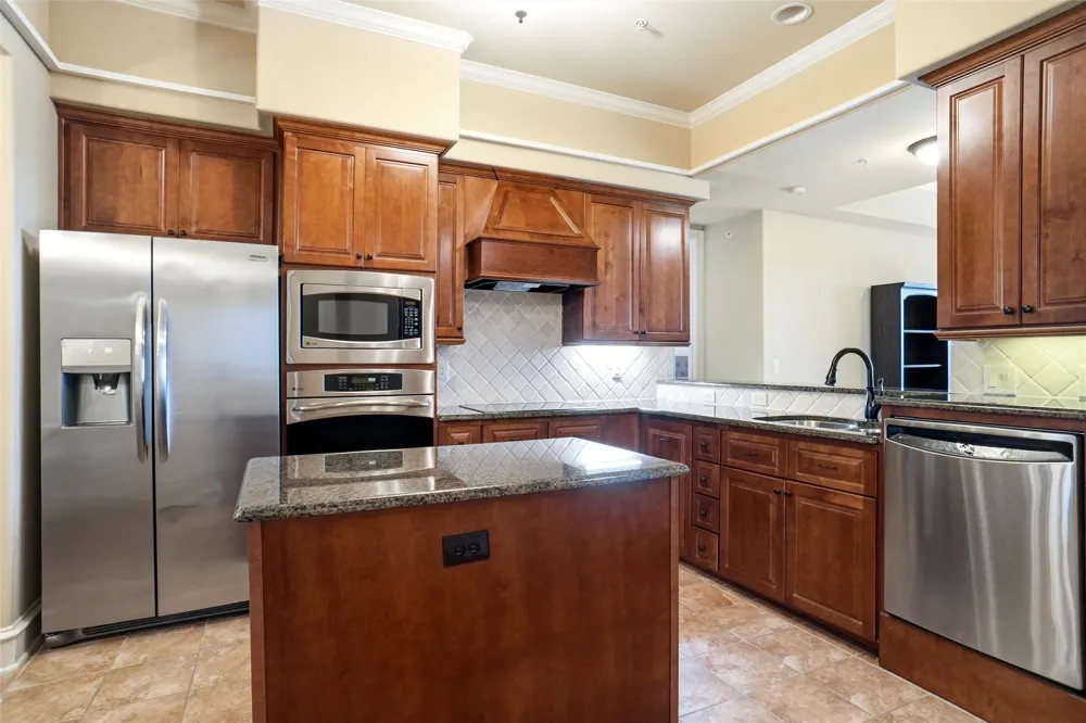 301 Watermere Drive #414 Southlake, TX 76092