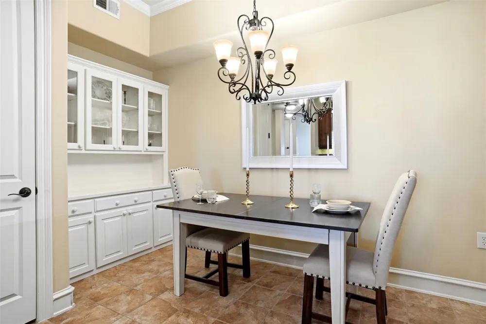 301 Watermere Drive #414 Southlake, TX 76092