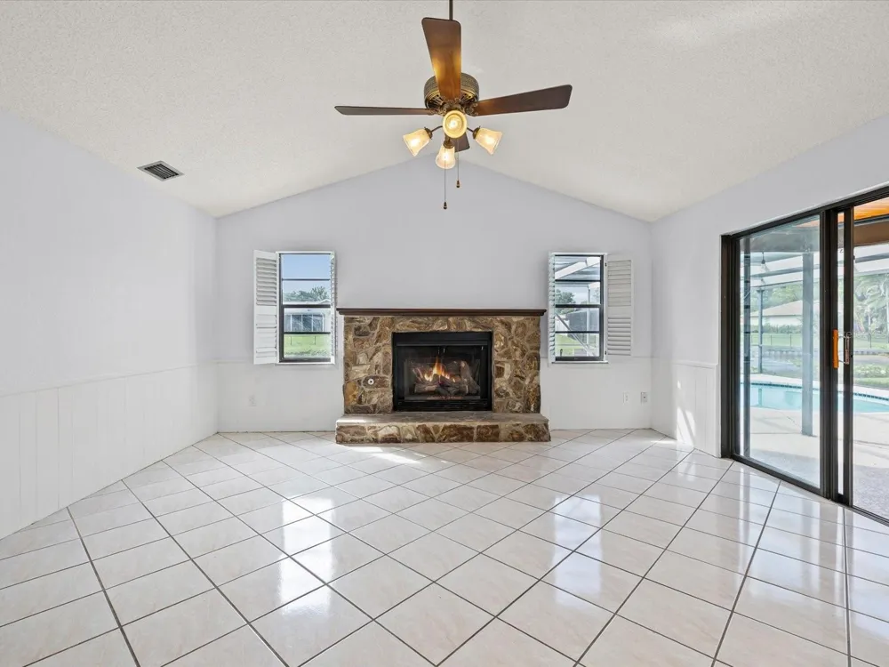 10843 HARBORSIDE DRIVE Largo, FL 33773