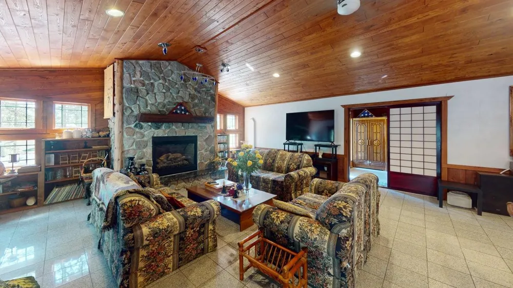1505 Moorhead Road Cloquet, MN 55720